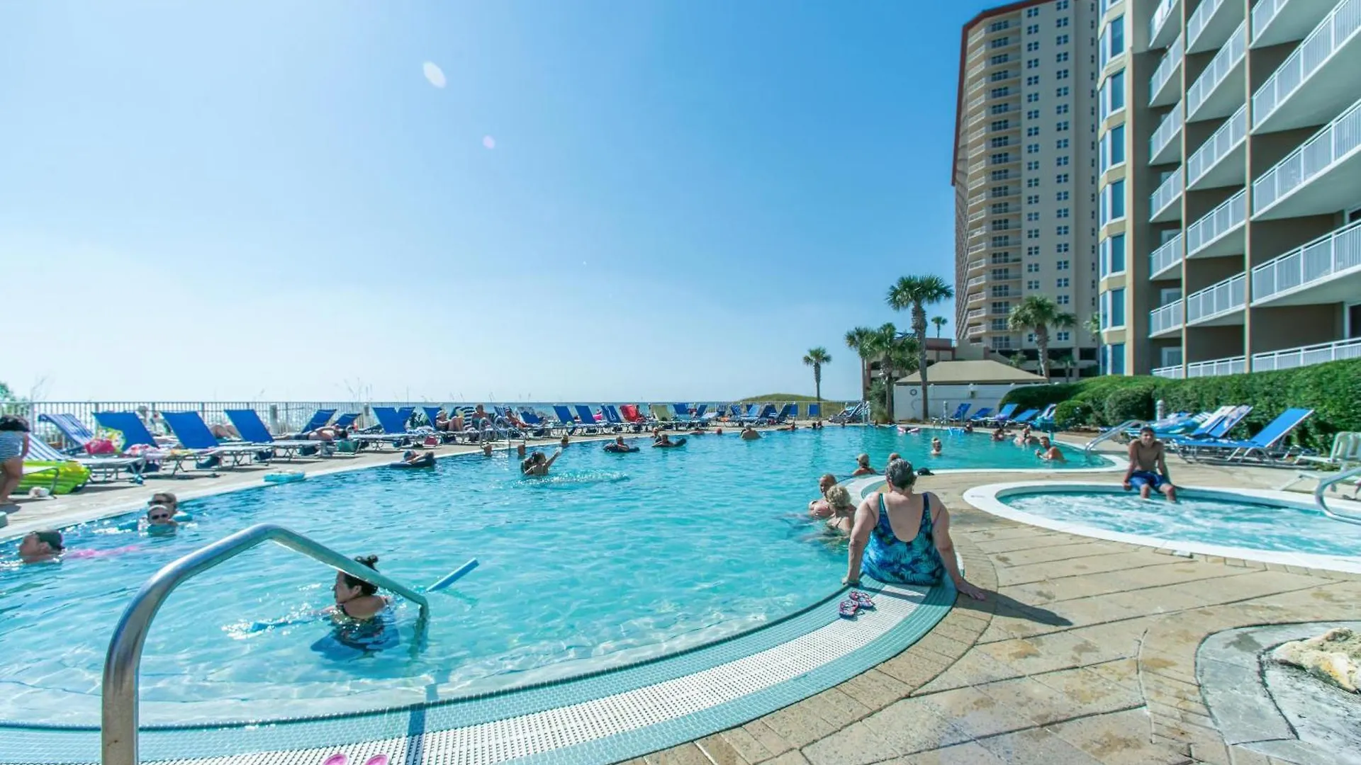 Aparthotel Emerald Beach 1627 Panama City Beach